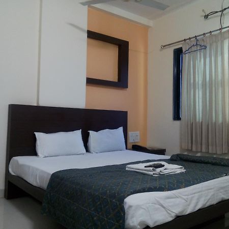 Hotel Parth Executive Latur Экстерьер фото